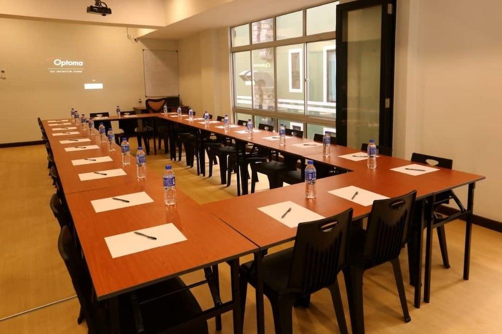 Hotel Richbaliz Selayang Batu Caves Ngoại thất bức ảnh