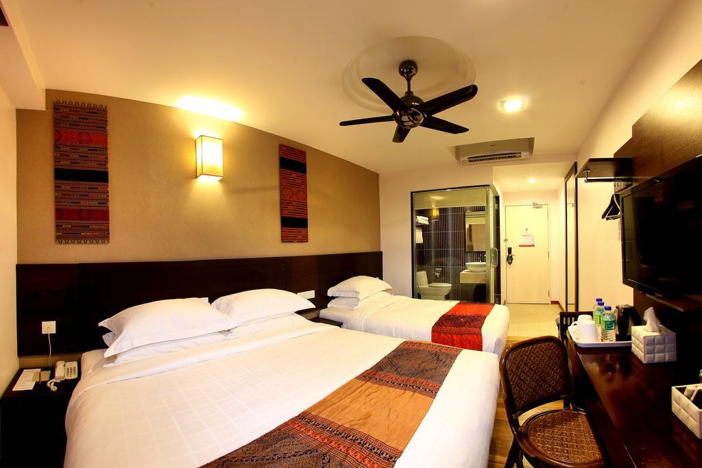 Hotel Richbaliz Selayang Batu Caves Ngoại thất bức ảnh